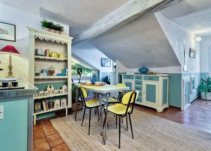 Apartmán Mansarda In Piazza Castello Turín